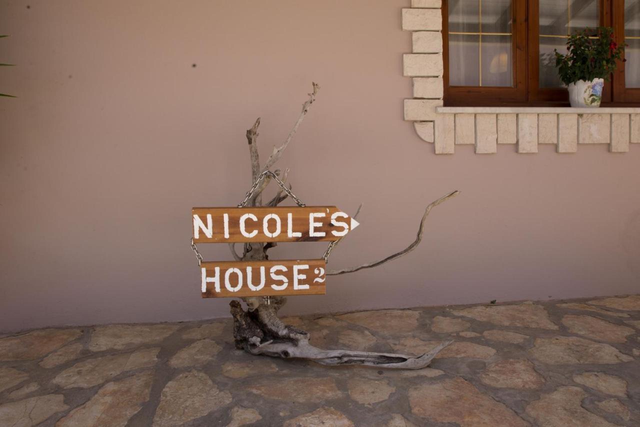 Nicoles Houses Arillas  Eksteriør bilde